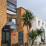 Hotel L'etoile Aéroport - A61