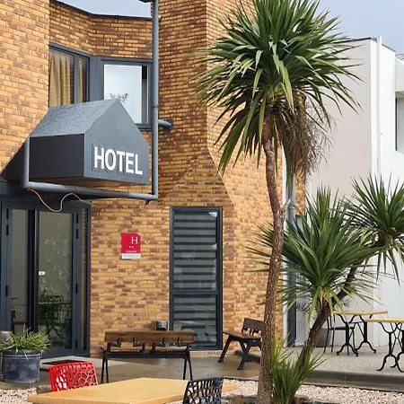 Hotel L'etoile Aéroport - A61 Carcasona