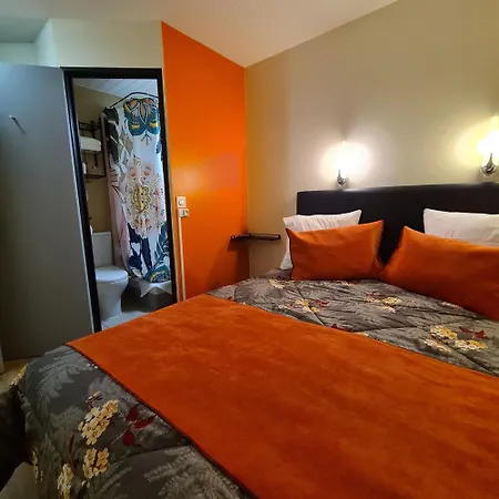 Hotel L'etoile Aéroport - A61 2*