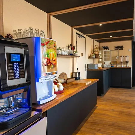 L'etoile Aéroport - A61 Hotel Carcasona