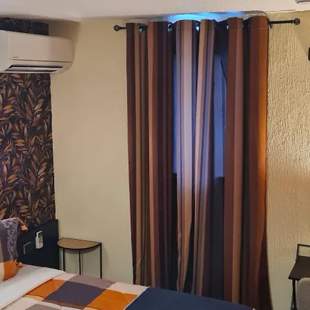 Hotel L'etoile Aéroport - A61