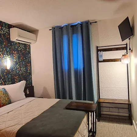 Hotel L'etoile Aéroport - A61