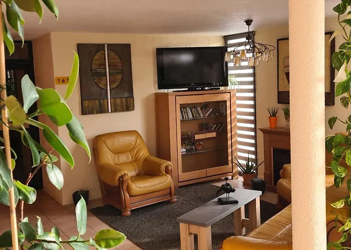 L'etoile Aeroport - A61 2*