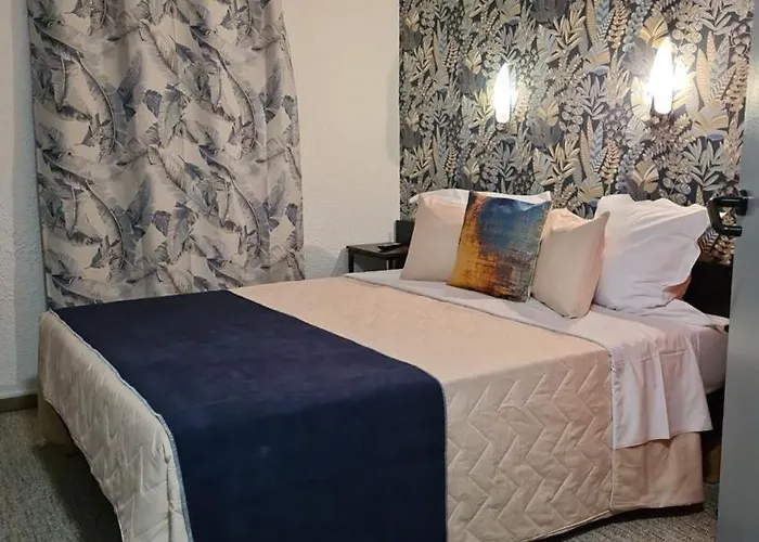 L'etoile Aeroport - A61