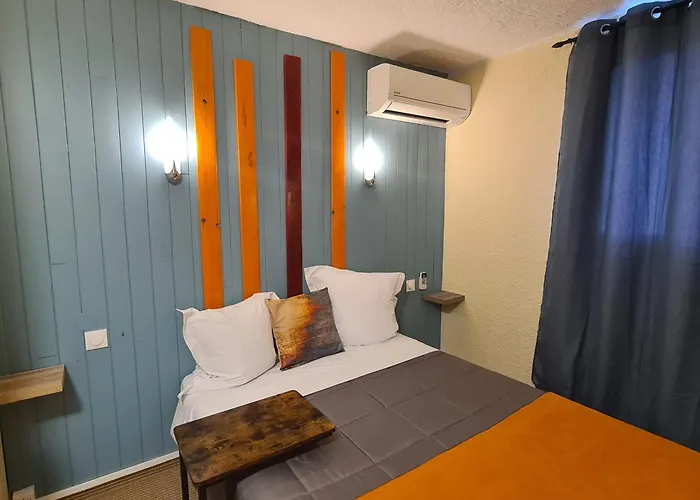 L'etoile Aeroport - A61 Hotel 2*